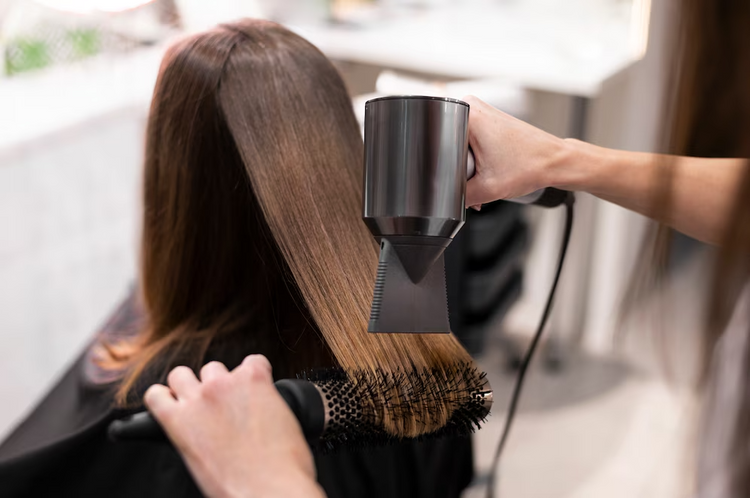 Secagem com Modelagem – Uso da Escova